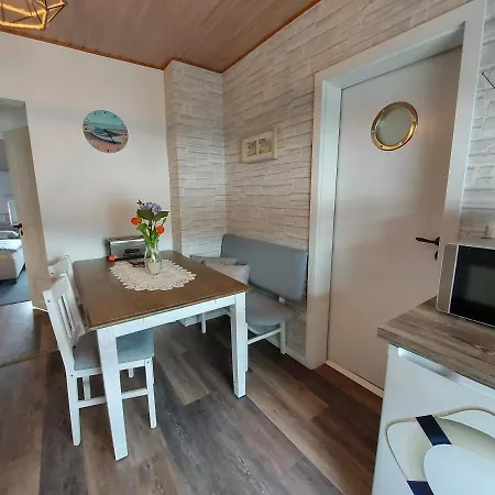 Backbord Und Steuerbord Apartment