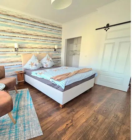 Backbord Und Steuerbord * Sassnitz