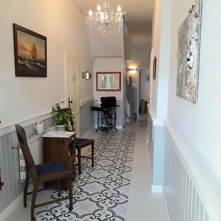 Backbord Und Steuerbord *